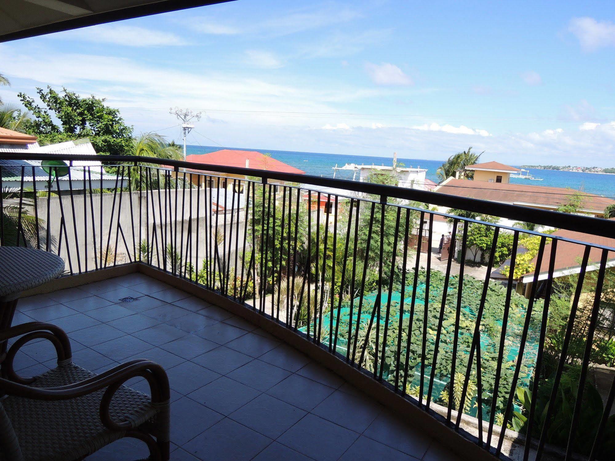 Palms Seaside Inn And Resort Medellin Exterior foto